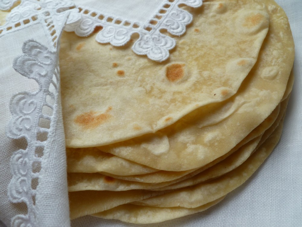 fresh-flour-tortillas-all-steps-and-finished-076