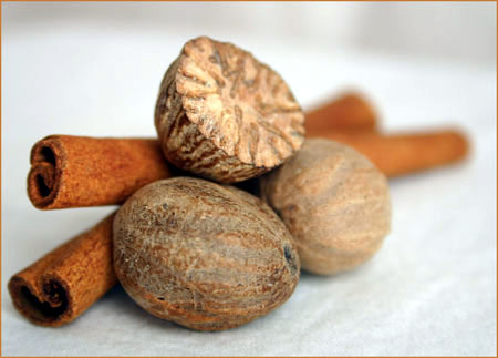 nutmeg-and-cinnamon-small